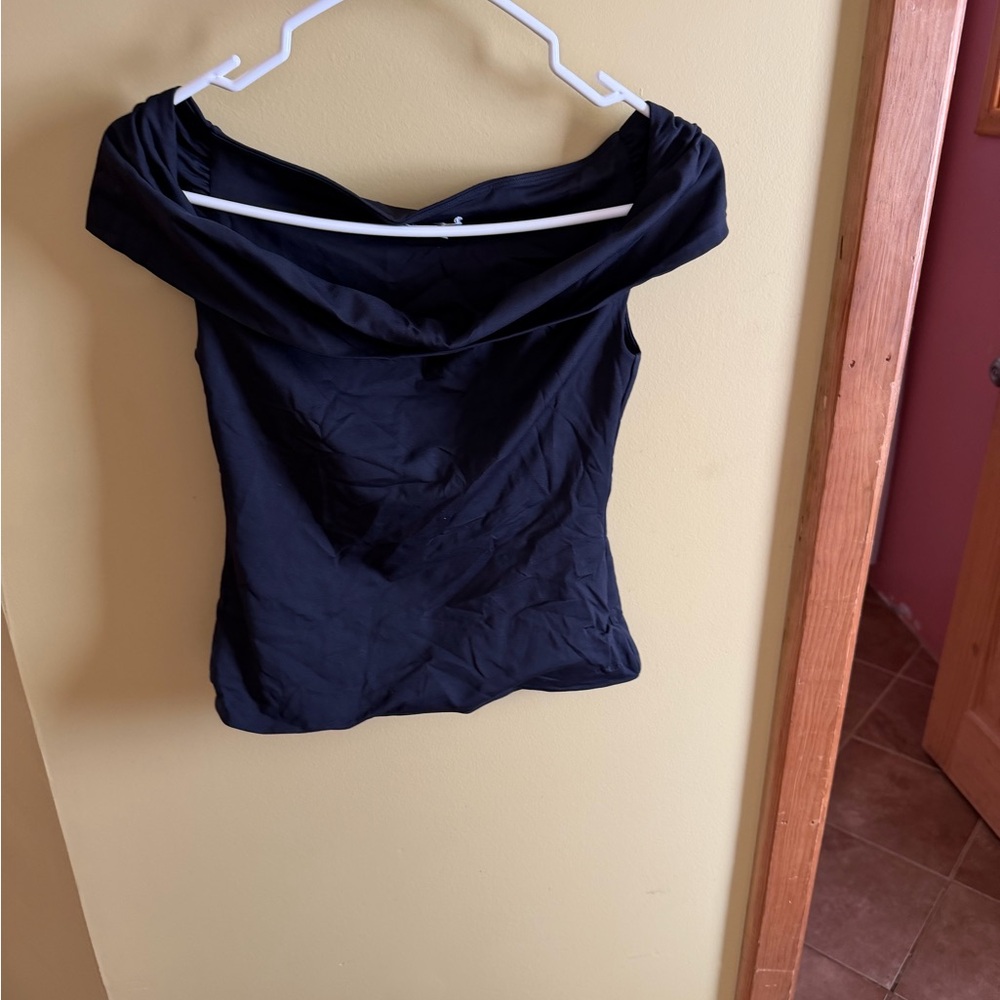 Aritzia Contour Ravish Top in Black